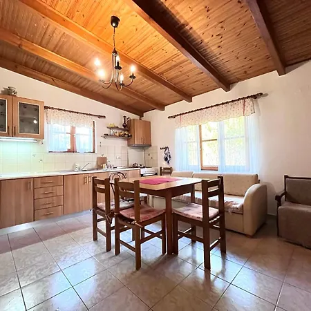 Lucky * Ποταμιά